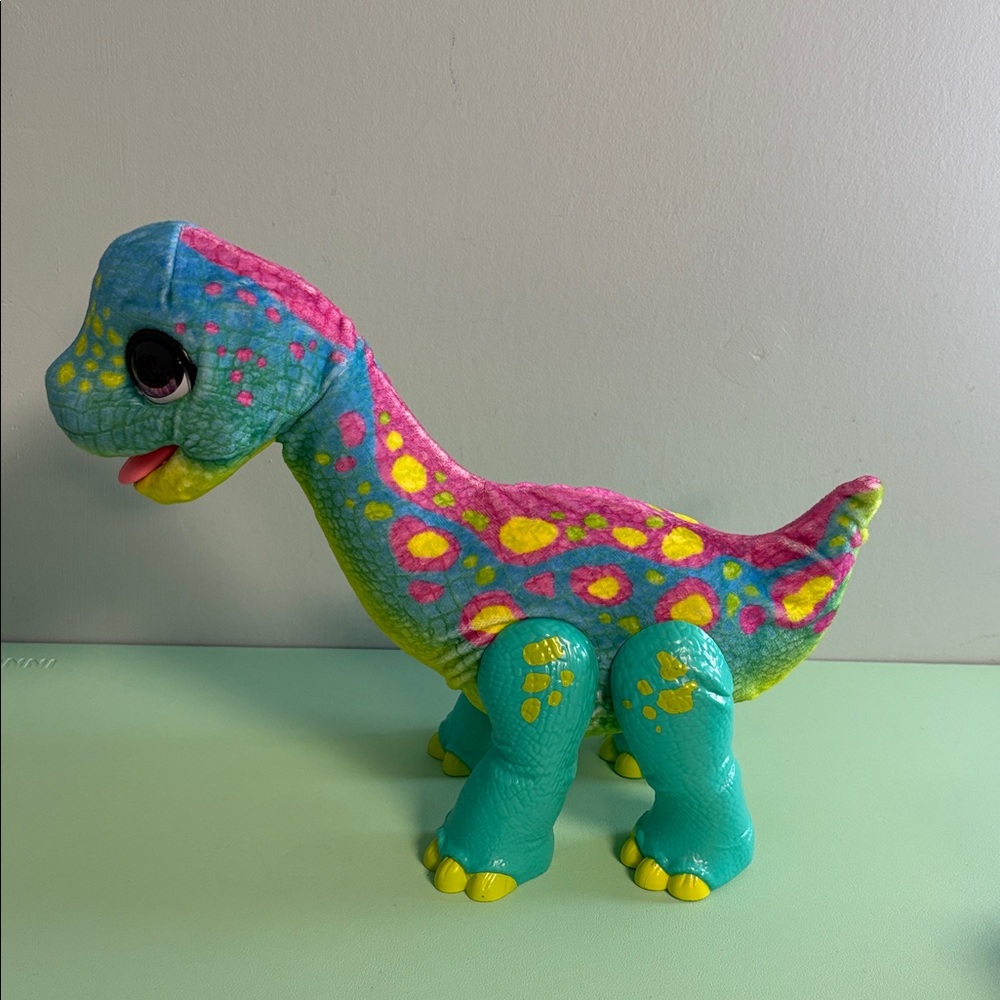 FurReal Snackin’ Sam The Bronto Interactive Animatronic Plush Kid Toy Dinosaur